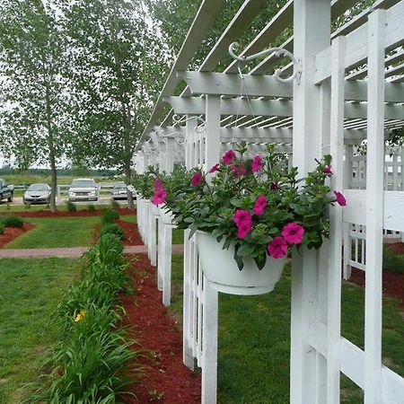 Victorian Veranda Country Inn Lawrence Exterior foto